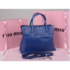 Sac cabas Miu Miu en cuir glacé bleu