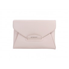 Pochette Givenchy Antigona en cuir grainé crème