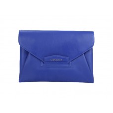 Pochette Givenchy Antigona en cuir grainé bleu marine