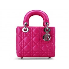 Sac Dior Nano en cuir rose fuchsia avec détails argentés