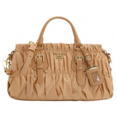 Sac à poignée supérieure en nylon Prada Tessuto Gaufre Beige