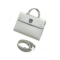 Sac Dior Diorever Noisette Prestige en cuir de veau blanc