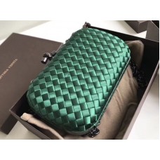 Bottega Veneta Pochette Knot En Vert Intreccio Boucher