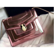 Étui à rabat Bvlgari Serpenti Forever 20 cm en cuir de veau métallisé et quartz rose