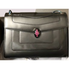Housse de protection Bvlgari Serpenti Forever 28 cm en cuir de veau métallisé gris