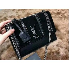 Saint Laurent Sunset Medium en cuir suédé et clous noirs