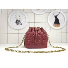 Sac seau Dior Mini Miss Dior en agneau bordeaux