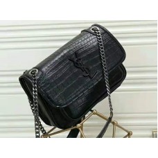 Saint Laurent Niki petit modèle en cuir façon croco noir embossé