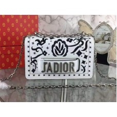 Sac Dior J'Adior Mini brodé de fleurs blanches et noires