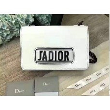 Sac Dior J'Adior en cuir de veau ultra-mat blanc