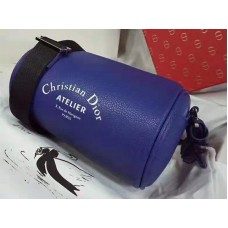 Pochette à roulettes Dior en cuir de veau grainé denim bleu