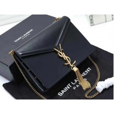 Sac à fermoir monogramme Saint Laurent Cassandra en cuir de veau noir