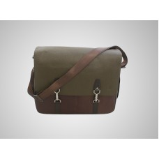 Louis Vuitton Taïga Cuir Dersou Grizzli