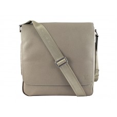 Louis Vuitton Taiga Cuir Milo Polaire