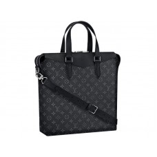 Sac cabas Explorer en toile Monogram Eclipse de Louis Vuitton