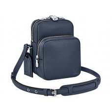 Louis Vuitton Taurillon Cuir Amazone 22 Bleu