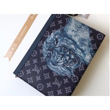 Louis Vuitton Monogram Savane Toile Pochette Voyage Mm m66939