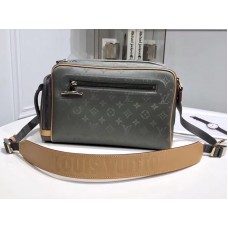 Sac appareil photo Louis Vuitton Monogram Titanium Canvas m43884